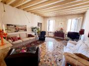 Appartamento in vendita di 150 m² in Corso fogazzaro
