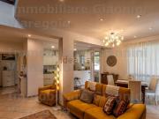 Appartamento in vendita di 150 m² in Via Alceste de Ambris