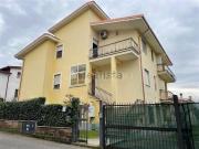 Appartamento in vendita di 150 m² in Via Andrea Portilia