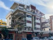 Appartamento in vendita di 150 m² in Via dei Corazzieri