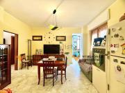 Appartamento in vendita di 150 m² in Via E. A. Mario, 7