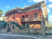 Appartamento in vendita di 150 m² in Via Giuseppe Reina, 48