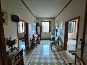 Appartamento in vendita di 150 m² in Via Modenese, 604