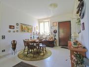 Appartamento in vendita di 150 m² in Via Umbria, 1