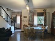 Appartamento in vendita di 150 m² in Viale Cecchini, 64