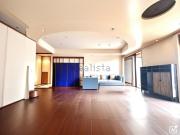 Appartamento in vendita di 153 m² in Viale Luigi Pinto, 243