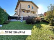 Appartamento in vendita di 154 m² in Via F. de Andrè, 156