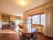 Appartamento in vendita di 155 m² in Via Fratelli Cervi