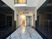 Appartamento in vendita di 155 m² in Via Madre Teresa di...