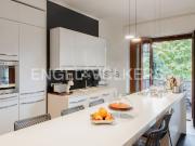 Appartamento in vendita di 155 m² in Via Roreto...