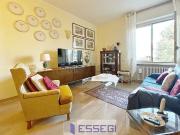 Appartamento in vendita di 155 m² in Via Ugo Foscolo
