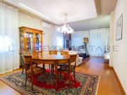 Appartamento in vendita di 155 m² in Via Urbino, 15