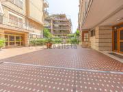 Appartamento in vendita di 156 m² in Via Carlo Dossi, 80