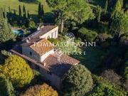 Appartamento in vendita di 156 m² in Via del Gelsomino, 112