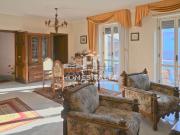 Appartamento in vendita di 156 m² in Via della Stazione