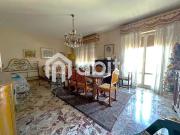 Appartamento in vendita di 157 m² in Via Respighi
