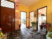 Appartamento in vendita di 159 m² in Via del Vignola