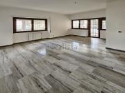 Appartamento in vendita di 159 m² in Via della...