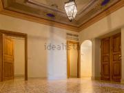 Appartamento in vendita di 160 m² in Piazzetta della Curia