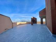 Appartamento in vendita di 160 m² in Via Andrea Checchi, 11