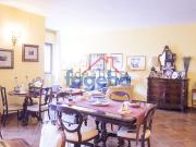 Appartamento in vendita di 160 m² in Via Claudio Giordano, 4