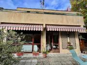 Appartamento in vendita di 160 m² in Via dei Pioppi, 12