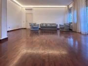 Appartamento in vendita di 160 m² in Via del Parco