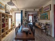 Appartamento in vendita di 160 m² in Via delle Querci