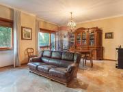 Appartamento in vendita di 160 m² in Via Edoardo Jenner