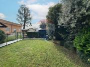 Appartamento in vendita di 160 m² in Via Fratelli Cervi, 34