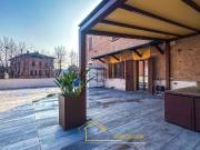 Appartamento in vendita di 160 m² in Via Giardini Nord