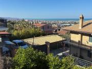 Appartamento in vendita di 160 m² in Via Lago di...
