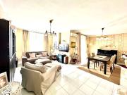 Appartamento in vendita di 160 m² in Via Luigi Fabricat