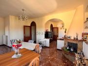 Appartamento in vendita di 160 m² in Via Marzabotto, 18