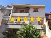 Appartamento in vendita di 160 m² in Via Saturno