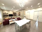 Appartamento in vendita di 160 m² in Via Tripoli, 115