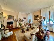 Appartamento in vendita di 160 m² in Via Vitali Dioscoride