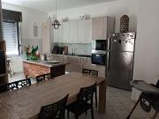 Appartamento in vendita di 160 m² in Viale delle Mimose, 10