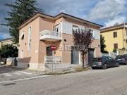 Appartamento in vendita di 160 m² in Viale Giuseppe Collio