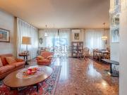 Appartamento in vendita di 162 m² in Viale Monfenera