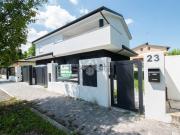 Appartamento in vendita di 163 m² in Via Lago Calamone, 23