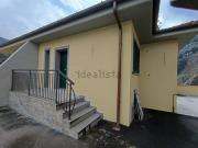 Appartamento in vendita di 163 m² in Via Val di Bisenzio