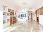 Appartamento in vendita di 165 m² in Via Antonio Gramsci, 53