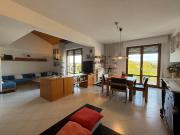 Appartamento in vendita di 165 m² in Via Edmondo de...