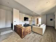 Appartamento in vendita di 165 m² in Via Santa Teresa...