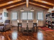 Appartamento in vendita di 166 m² in Via Canazza