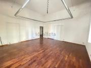 Appartamento in vendita di 166 m² in Via Lorenzo Il...