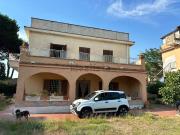 Appartamento in vendita di 167 m² in Via dei Girasoli, 33