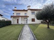 Appartamento in vendita di 167 m² in Via Enzo D&apos...