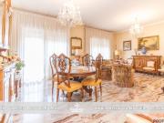 Appartamento in vendita di 167 m² in Via Pietro Maroncelli